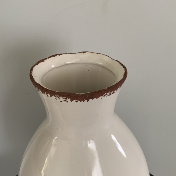 Ceramic large beige distressed vase home decor - Picture 2 of 5